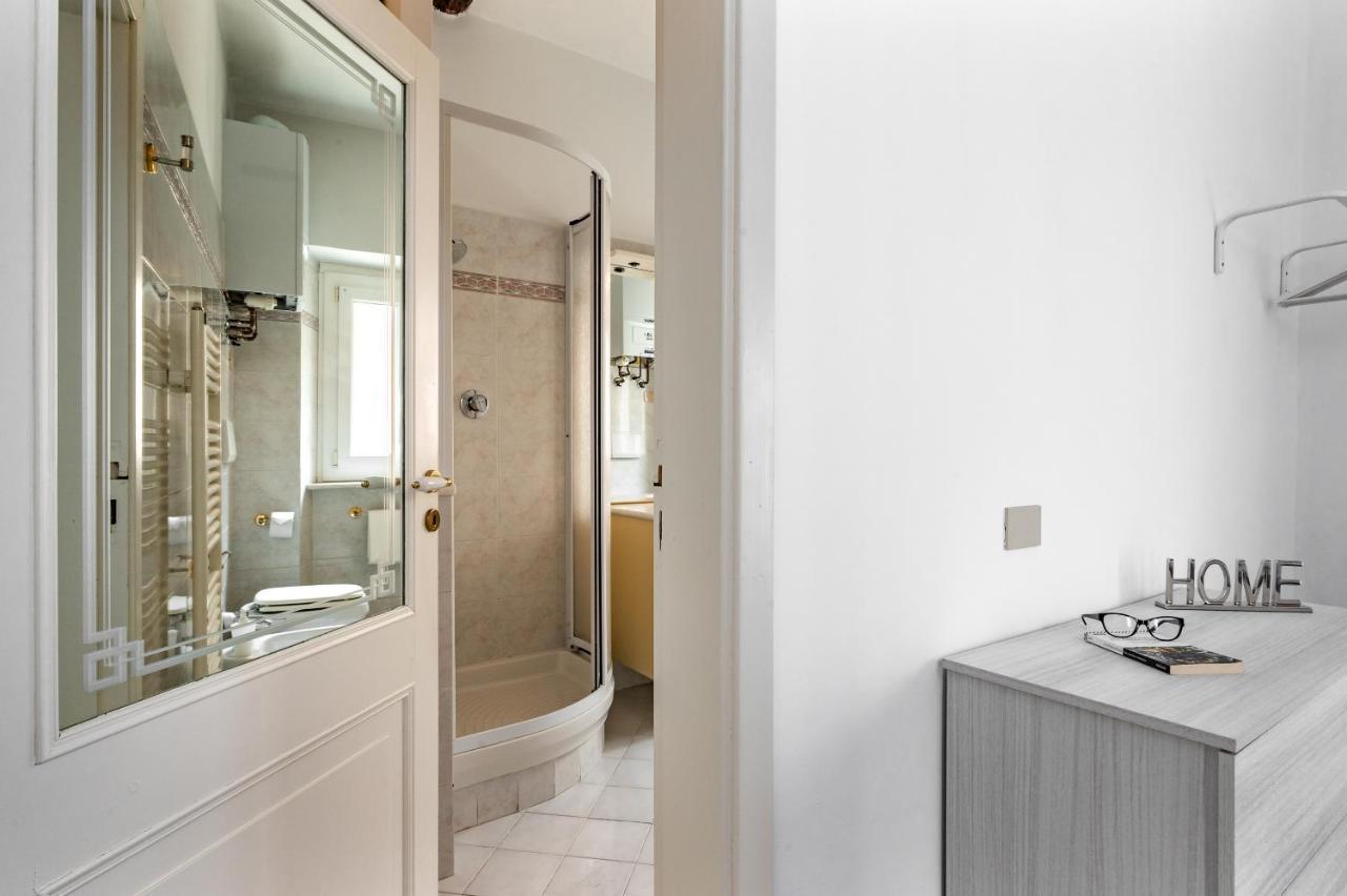 Seaside Apartment Genova Ngoại thất bức ảnh